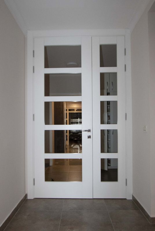 Poliuretan - 295 Eur
