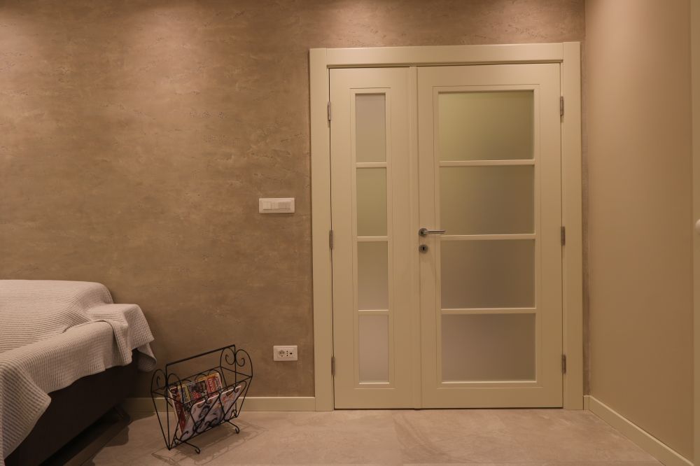 Sobna vrata farbana PU - jednoipokrilna sa staklom  | 